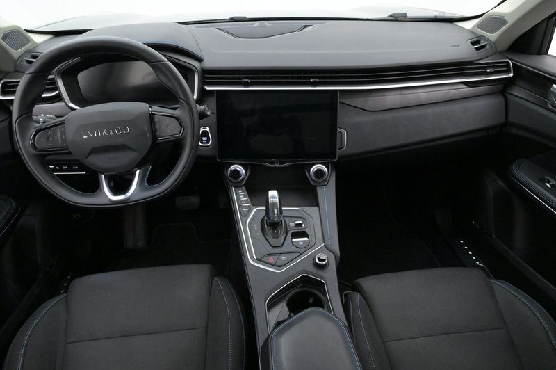 Lynk & Co 01 bild 6