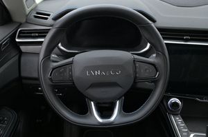 Lynk & Co 01 bild 7