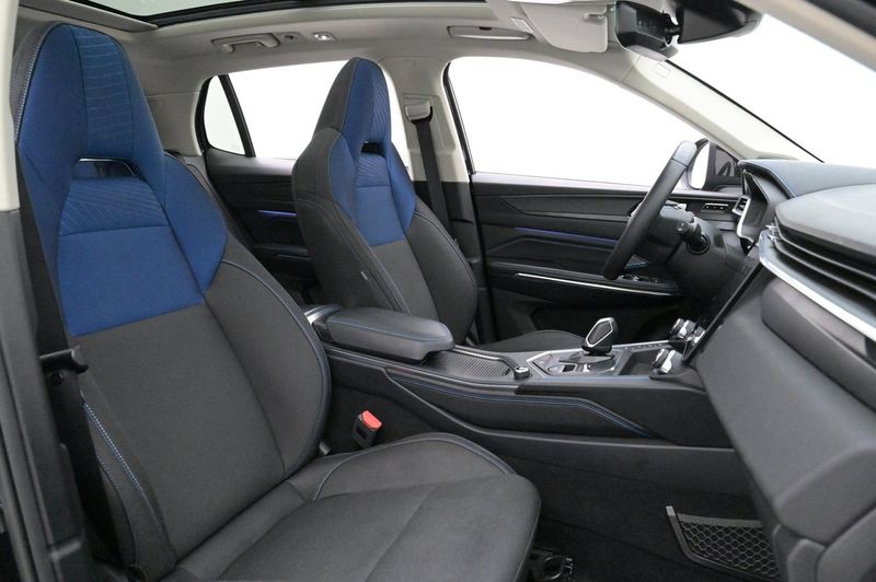 Lynk & Co 01 bild 14