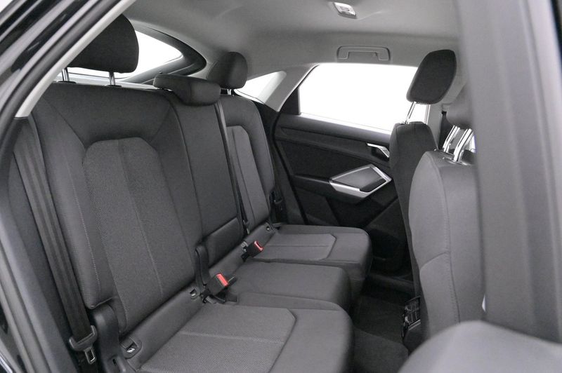 Audi Q3 bild 23