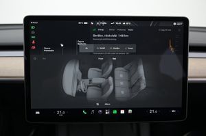 Tesla Model Y bild 21