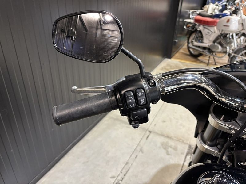 Harley-Davidson Sport Glide bild 9