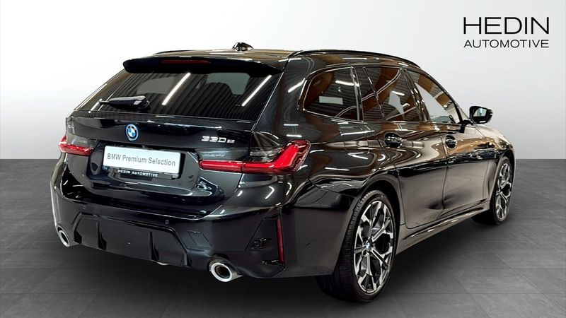 BMW 330 bild 2