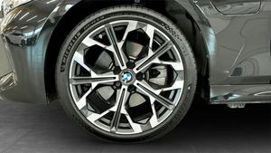 BMW 330 bild 9