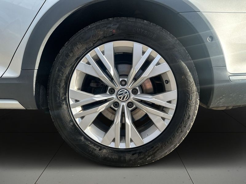 Volkswagen Passat bild 13