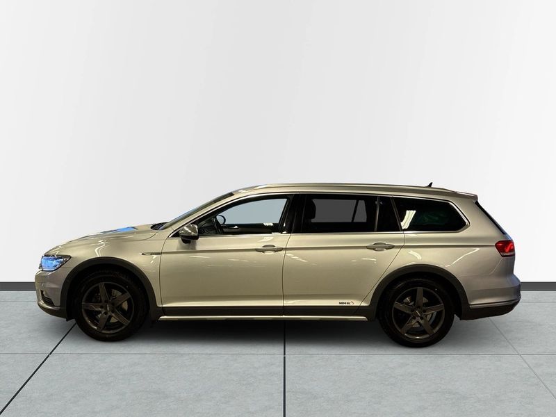 Volkswagen Passat bild 4