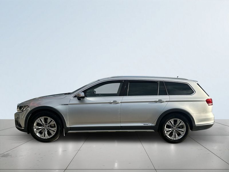 Volkswagen Passat bild 4