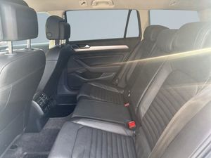 Volkswagen Passat bild 12