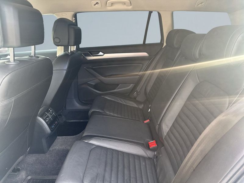 Volkswagen Passat bild 12