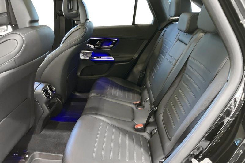Mercedes GLC300 bild 10