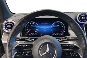 Mercedes GLC300 bild 13