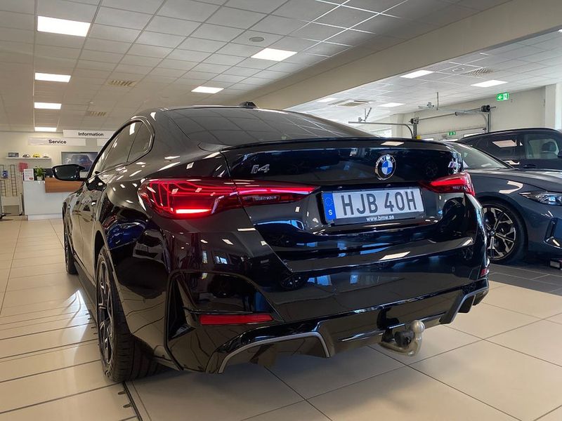 BMW i4 bild 10