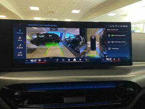 BMW i4 bild 7