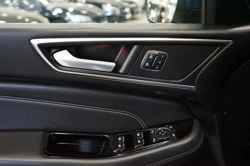 Ford Galaxy bild 18