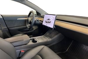 Tesla Model 3 bild 7