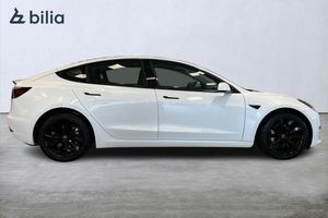 Tesla Model 3 bild 17