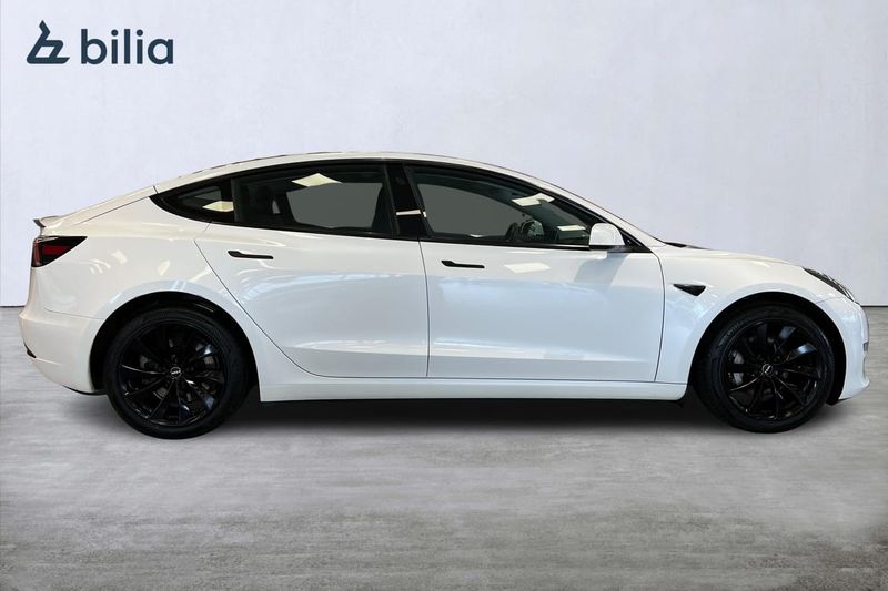 Tesla Model 3 bild 17
