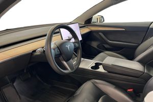 Tesla Model 3 bild 14