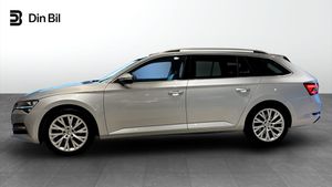 Skoda Superb bild 2