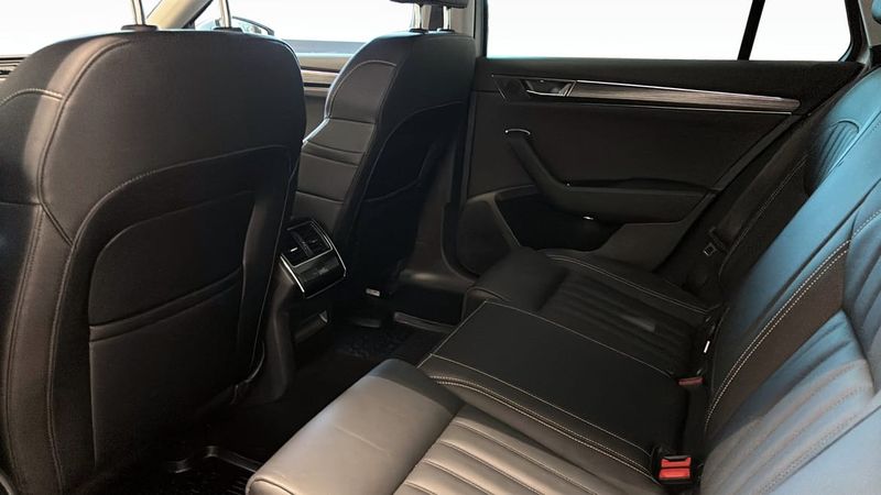Skoda Superb bild 12