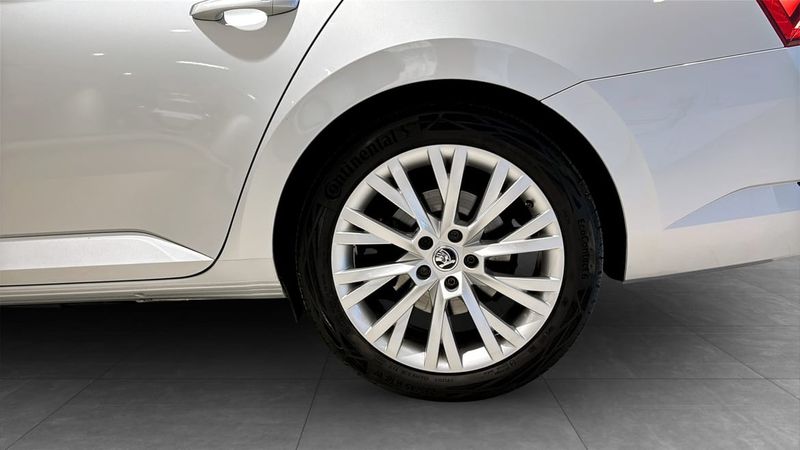 Skoda Superb bild 6