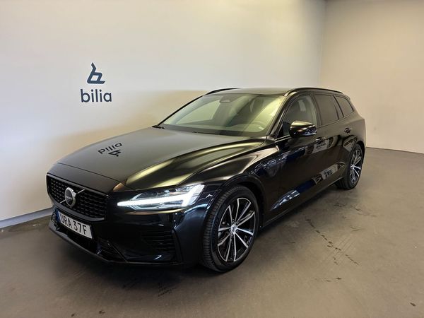 Volvo V60 Recharge T6 Plus Dark / Dragkrok / Keyless / Backkamera / Navigation / - 2024