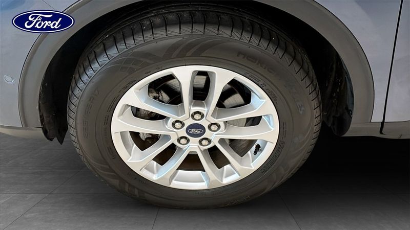 Ford Kuga bild 9