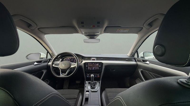 Volkswagen Passat bild 10