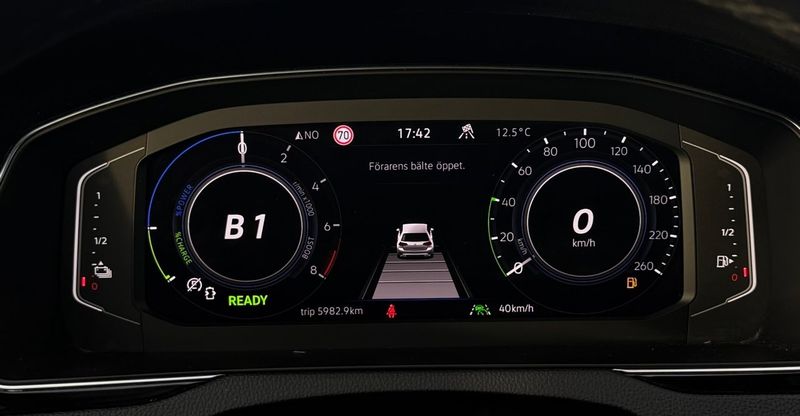 Volkswagen Passat bild 13