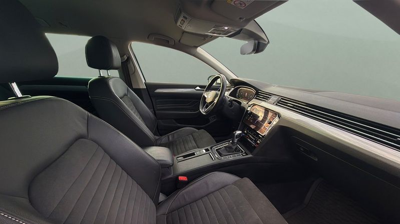 Volkswagen Passat bild 11