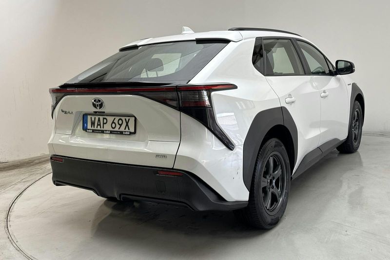 Toyota bZ4X bild 3