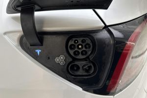 Tesla Model Y bild 17