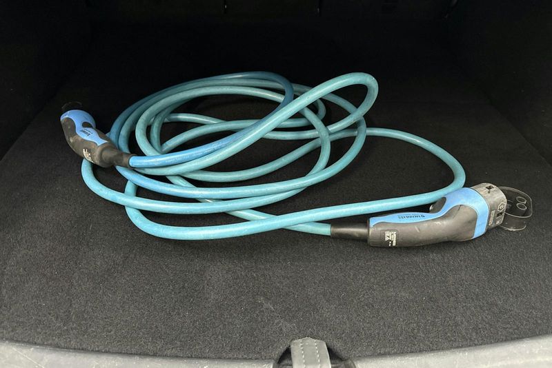 Tesla Model Y bild 16