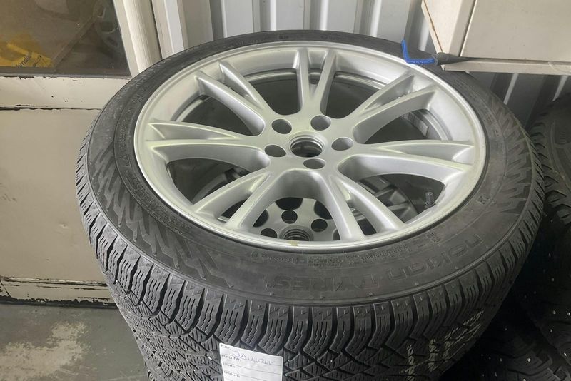 Tesla Model Y bild 19