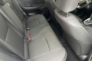 Toyota Yaris bild 8