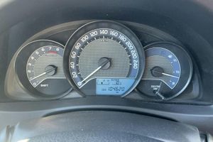 Toyota Auris bild 10