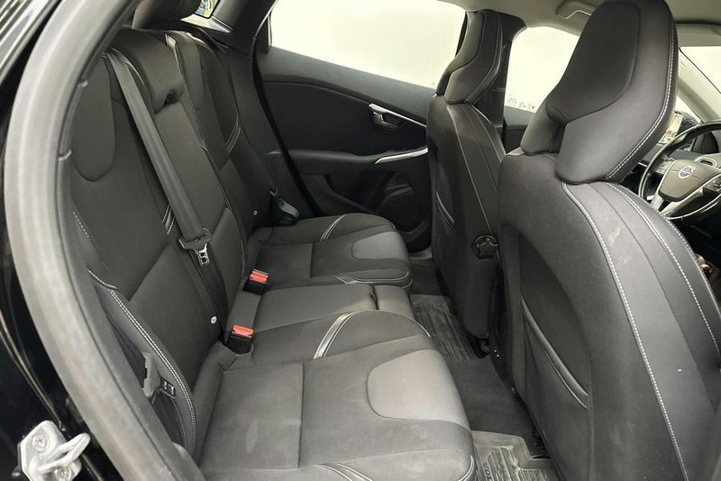 Volvo V40 bild 8