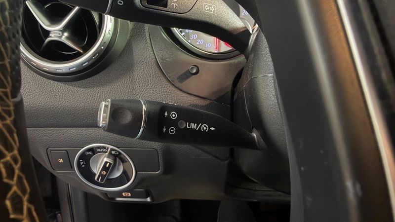 Mercedes GLA220 bild 13