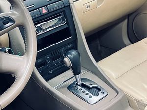 Audi A4 bild 16