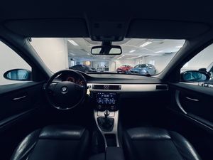 BMW 320 bild 7