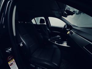 BMW 320 bild 10