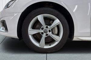Audi A4 bild 9