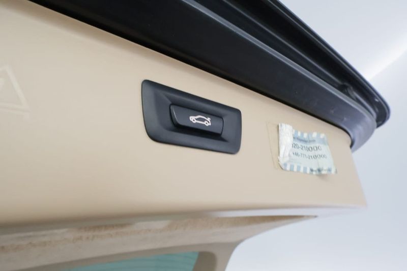 BMW 520 bild 9
