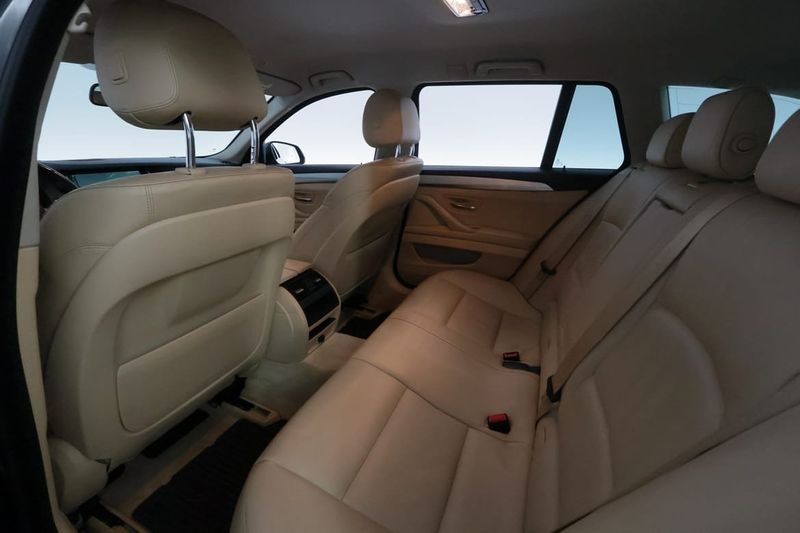 BMW 520 bild 18