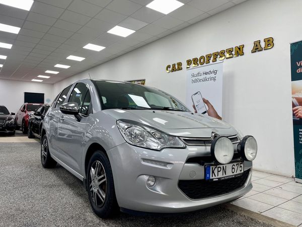 Citroen C3 1.2 VTi ,NY BESIKTIGAD, NY KAMREMSATS MED V-PUMP - 2013