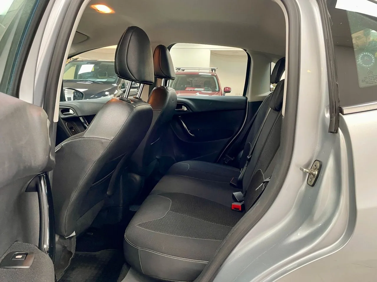 Vehicle image 14