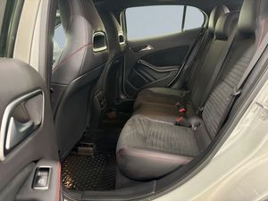 Mercedes GLA220 bild 13