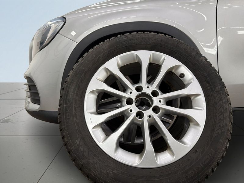 Mercedes GLA220 bild 14