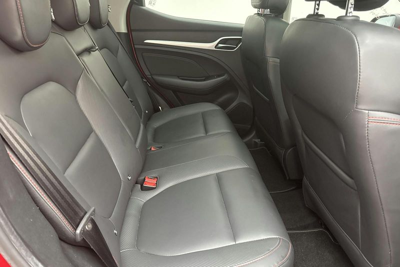 MG ZS EV bild 8