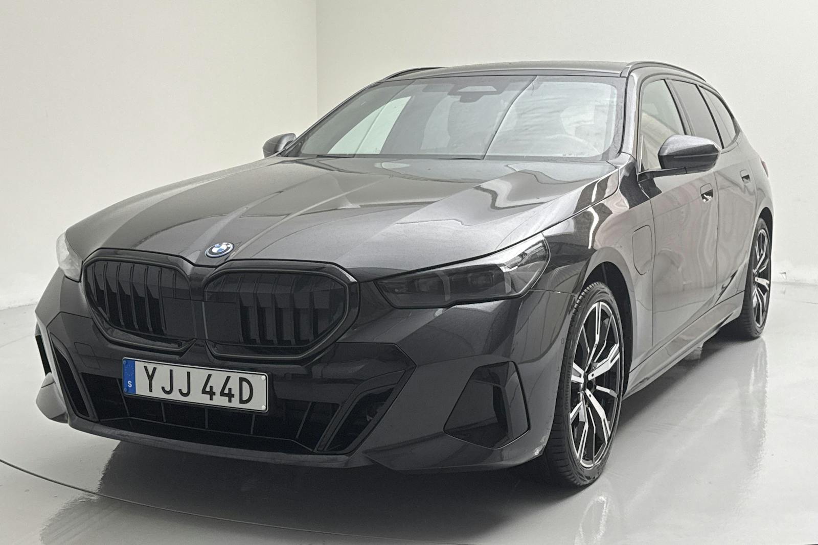 BMW 550